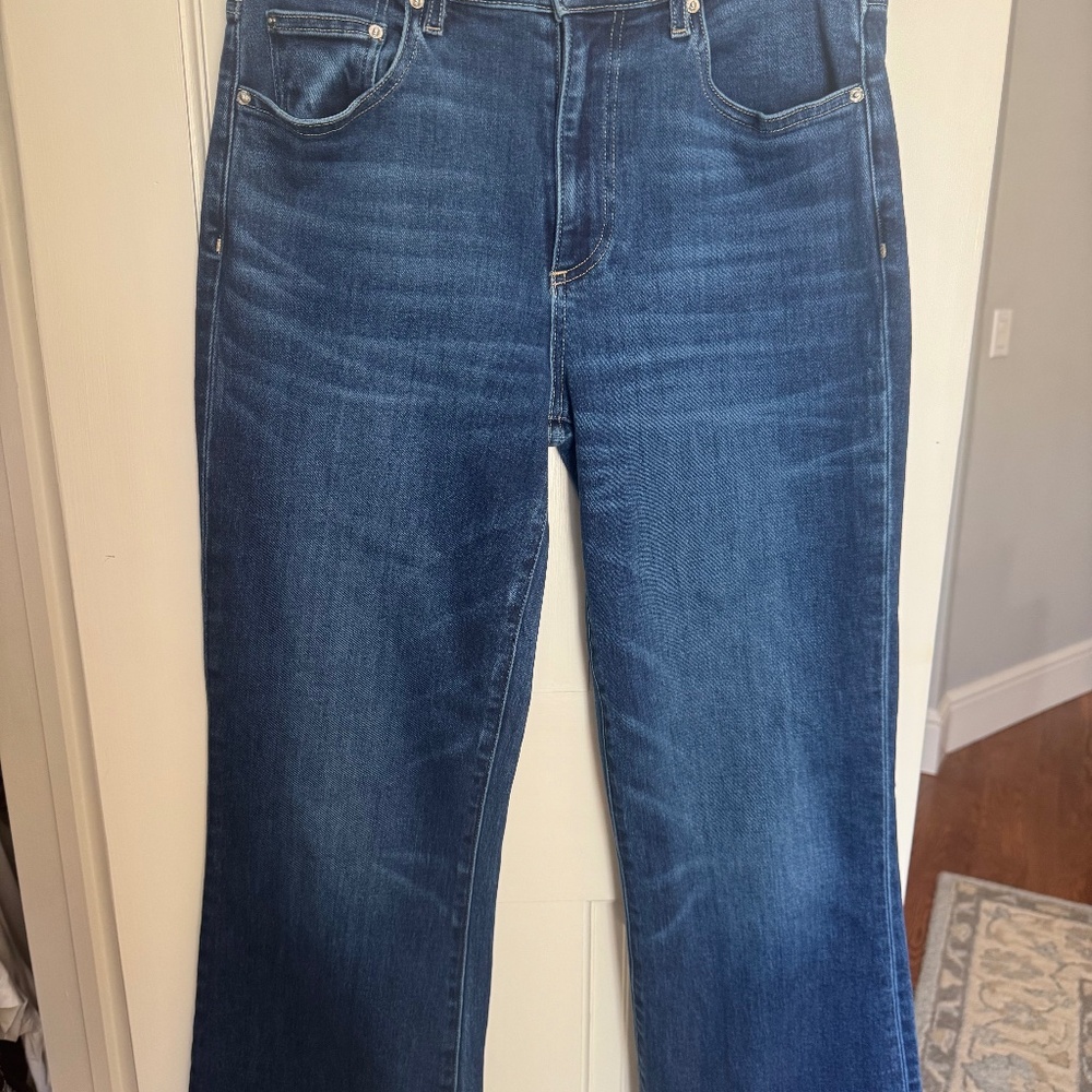 Le Jean Highrise Baby Bootcut Jean Size 28
